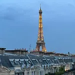 Élégant studio vue tour Eiffel