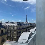 Élégant studio vue tour Eiffel